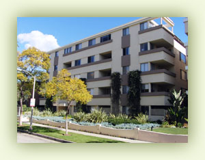 Beverly Hills Apartments - 432 North Palm Drive